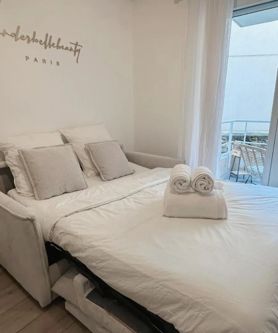 Apartment Avec Balcon *
